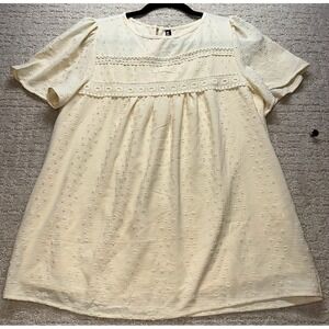 BTFBM Swiss Dot Lace Trim Blouse Women Size Medium Cream NEW Boho Pom Pom Top